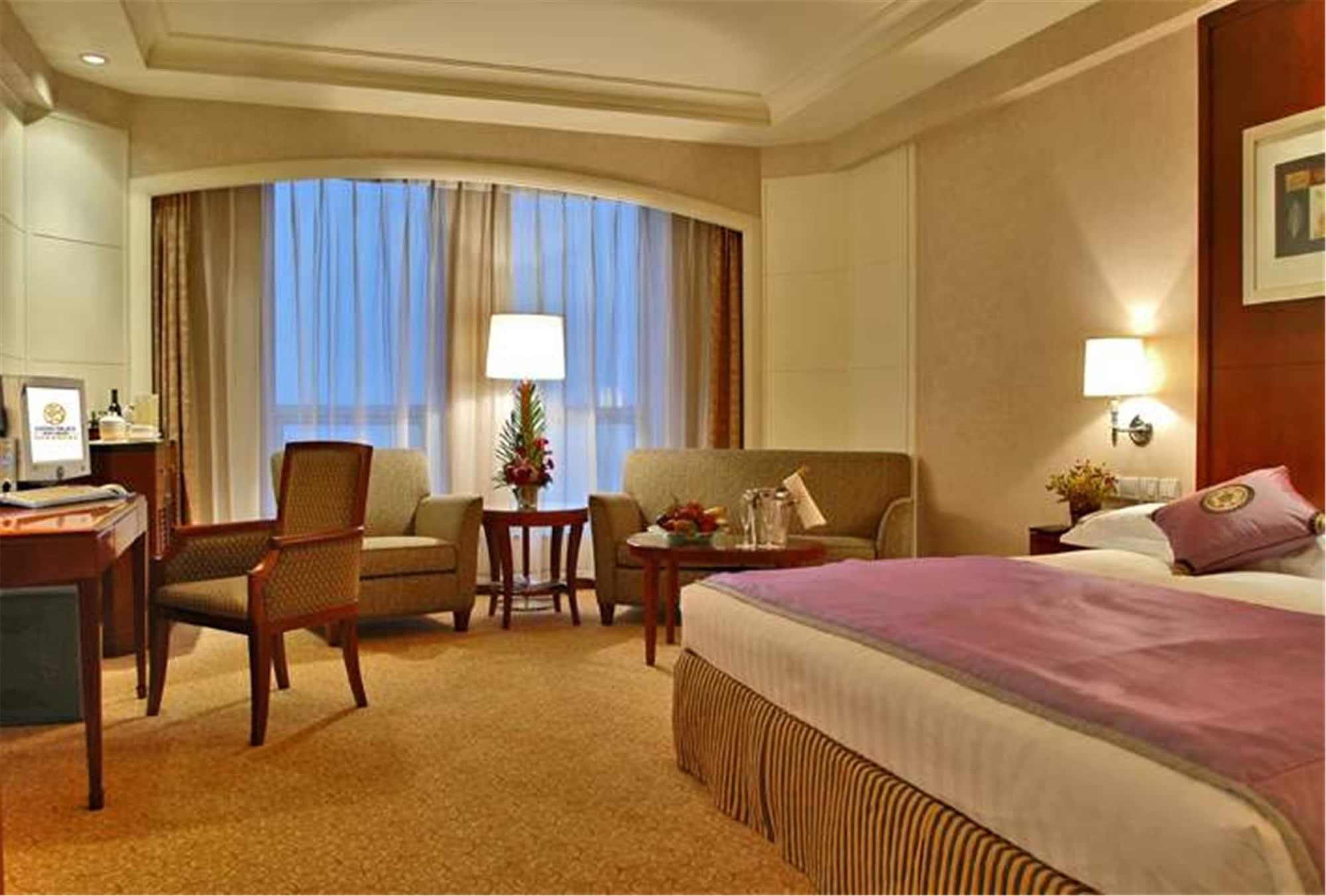 Отель Ramada Beijing North Changping Экстерьер фото